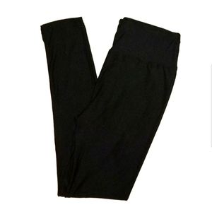 LuLaRoe Solid Black Leggings OS